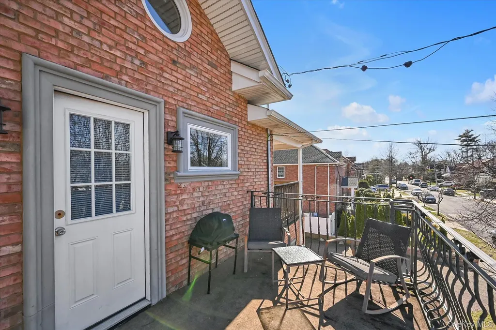 208-04 35th Avenue Bayside NY 11361
