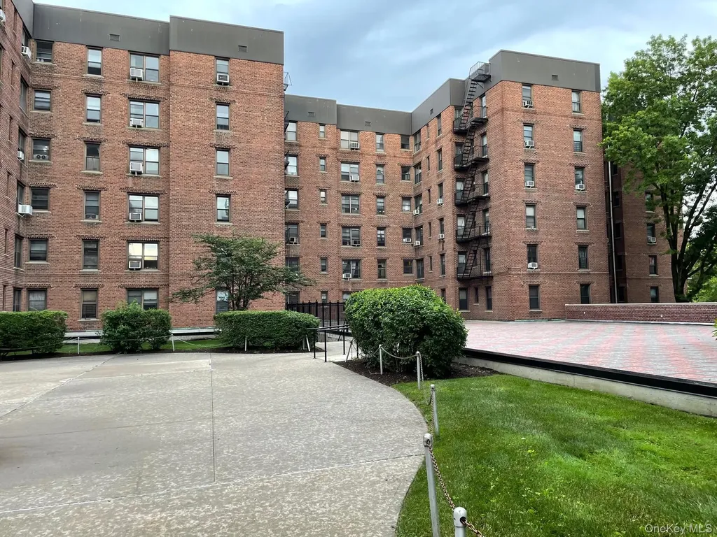 11225 34th Avenue Corona NY 11368