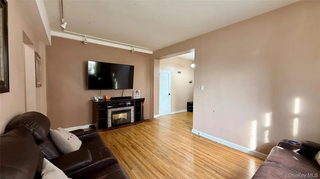 11225 34th Avenue Corona NY 11368