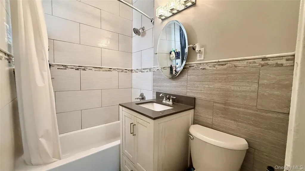 11225 34th Avenue Corona NY 11368