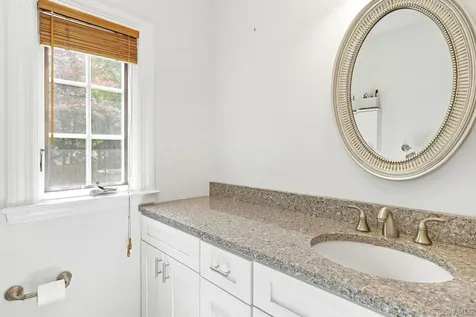 56 Hillcrest Avenue Larchmont NY 10538