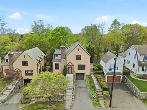 56 Hillcrest Avenue Larchmont NY 10538