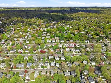 56 Hillcrest Avenue Larchmont NY 10538