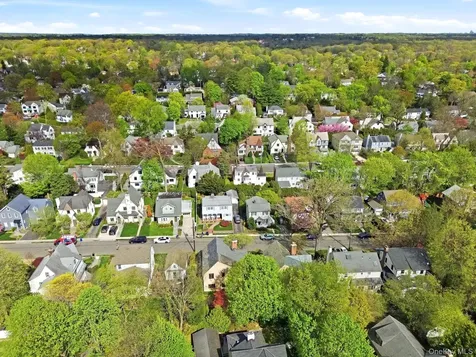 56 Hillcrest Avenue Larchmont NY 10538