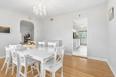 56 Hillcrest Avenue Larchmont NY 10538