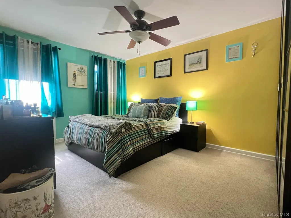 19640 67th Avenue Fresh Meadows NY 11365