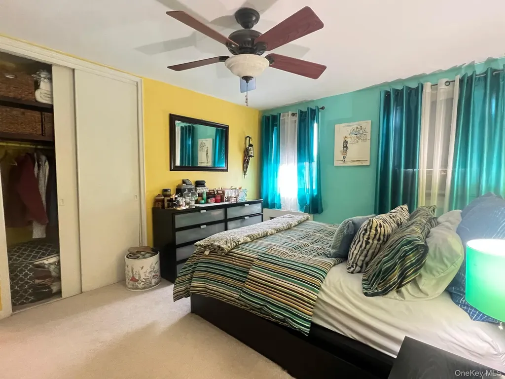 19640 67th Avenue Fresh Meadows NY 11365