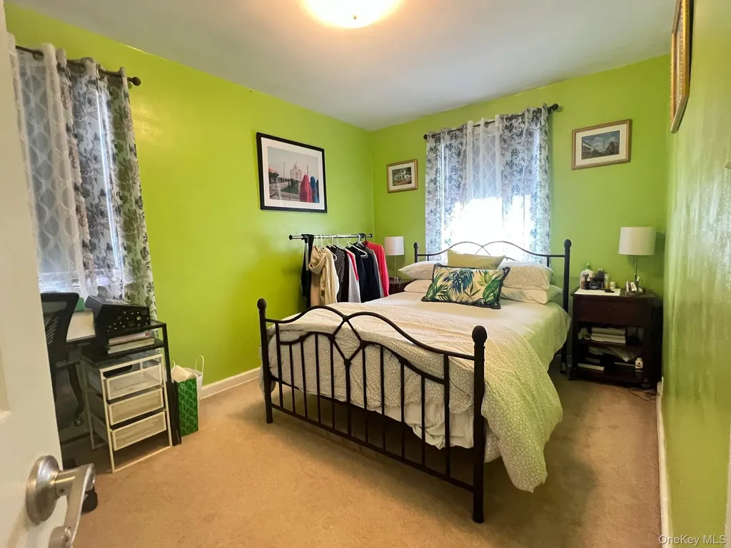 19640 67th Avenue Fresh Meadows NY 11365