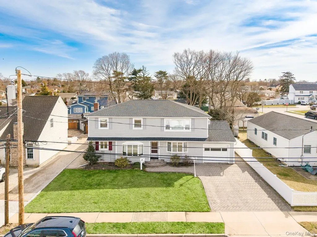 30 Poplar Avenue Farmingdale NY 11735