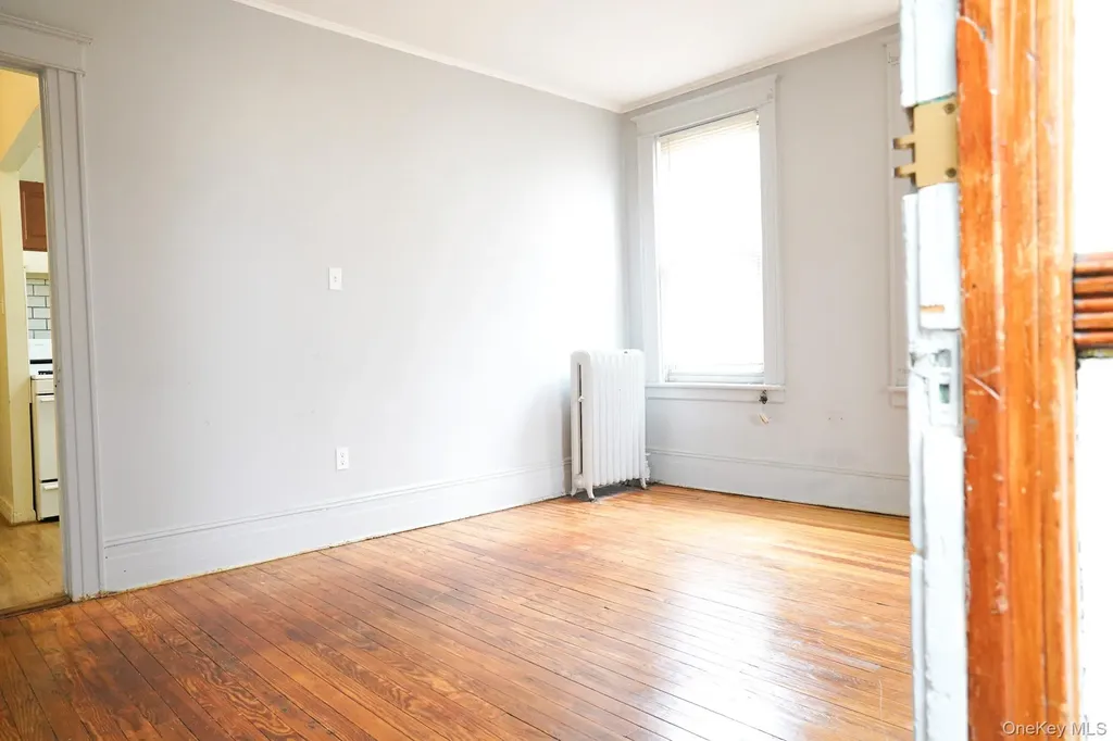 80-33 90th Road Woodhaven NY 11421