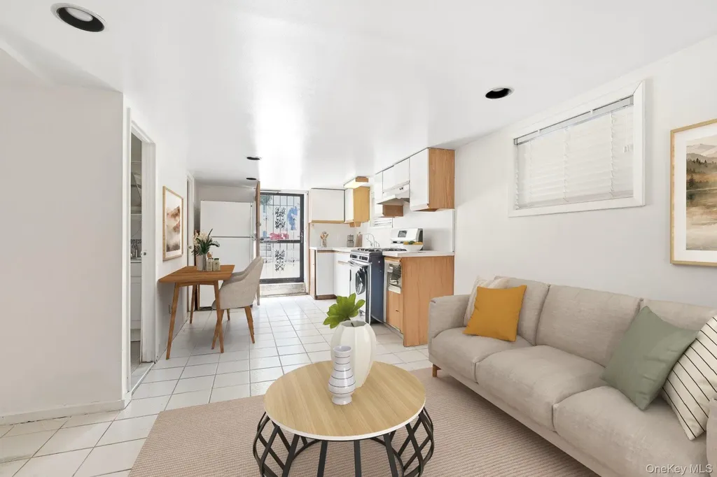 1822 Delancey Place Bronx NY 10462