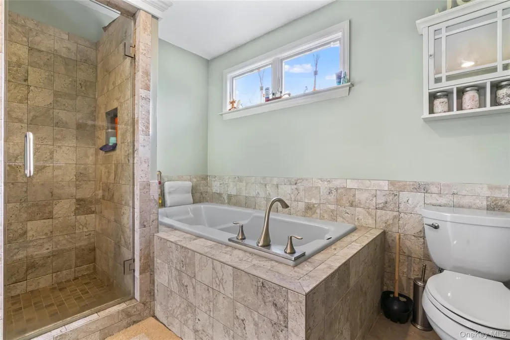 2 Burnett Avenue Bay Shore NY 11706