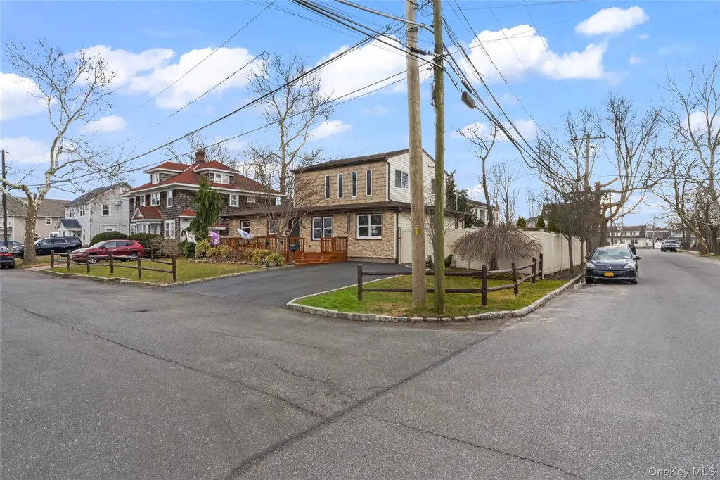 2 Burnett Avenue Bay Shore NY 11706