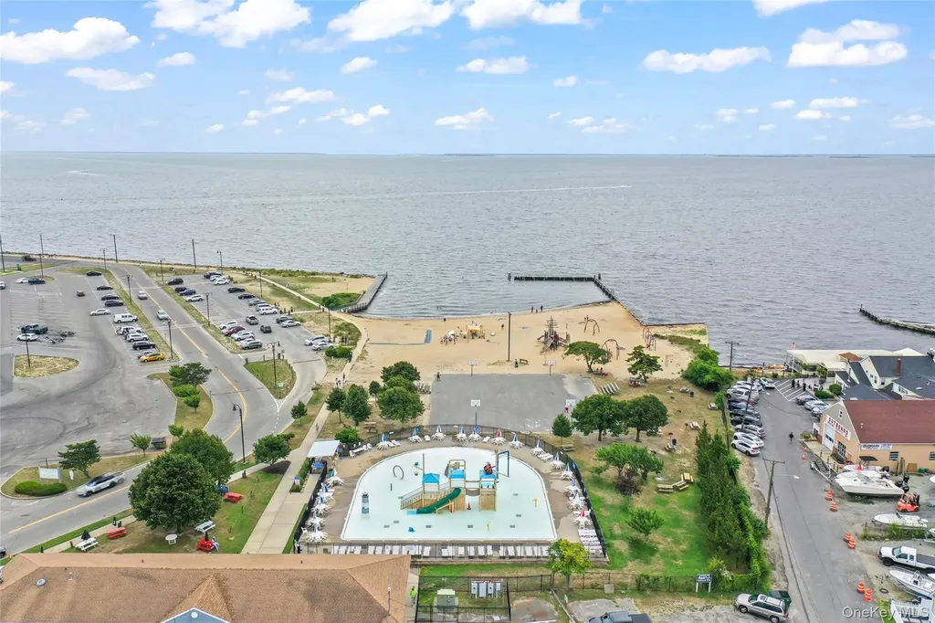 2 Burnett Avenue Bay Shore NY 11706