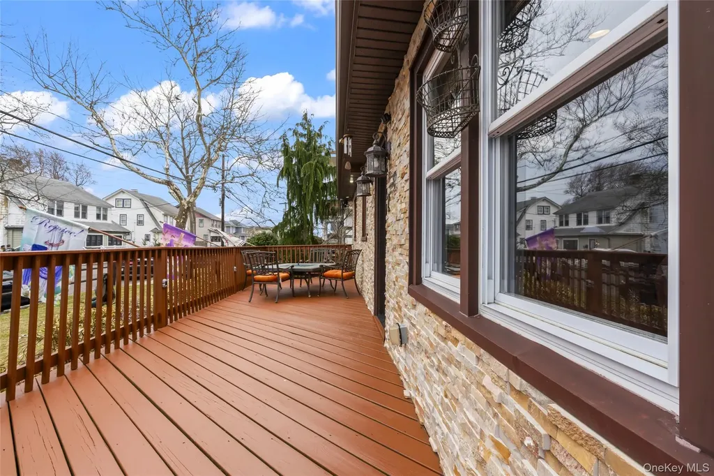 2 Burnett Avenue Bay Shore NY 11706