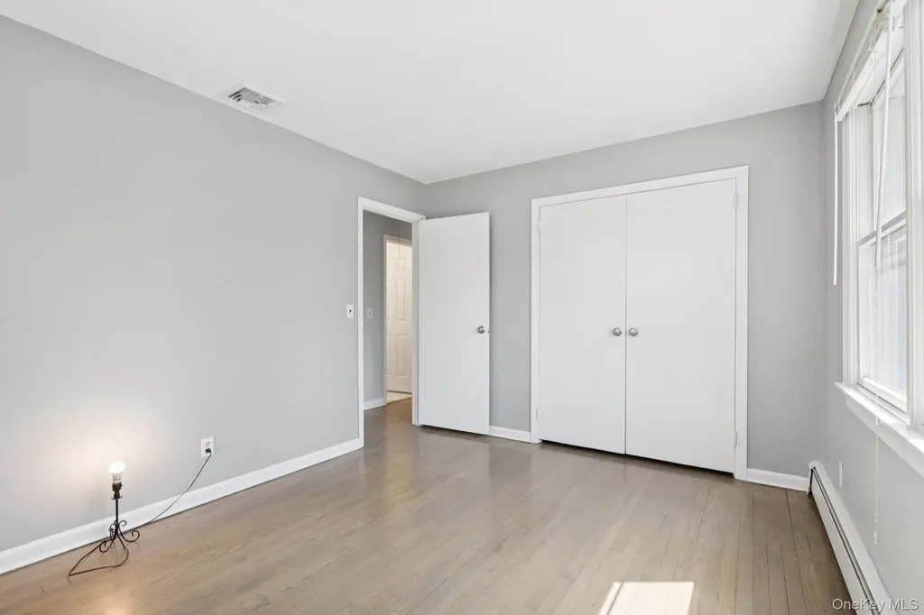 159 Chestnut Circle Northport NY 11768
