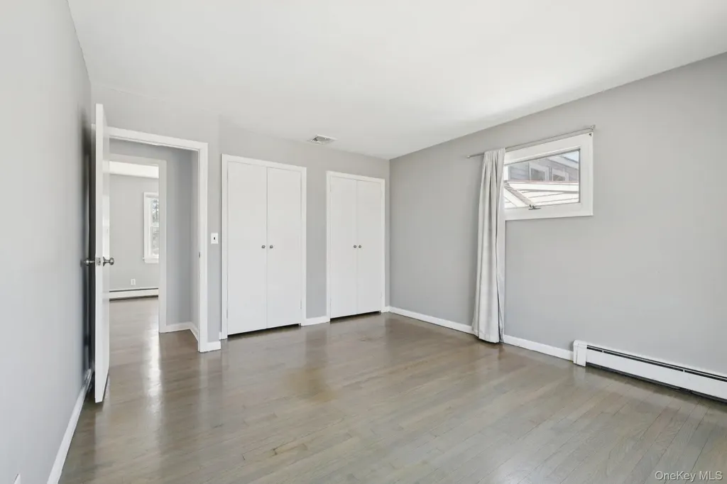 159 Chestnut Circle Northport NY 11768