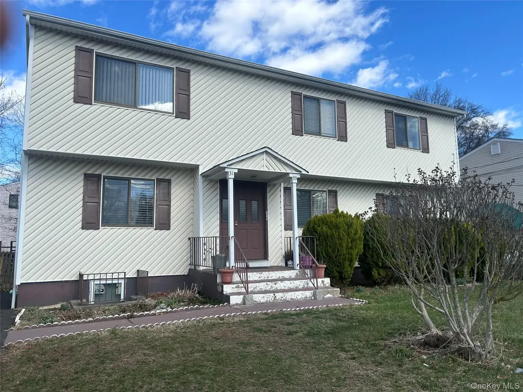 31-33 Gerow Avenue Spring Valley NY 10977