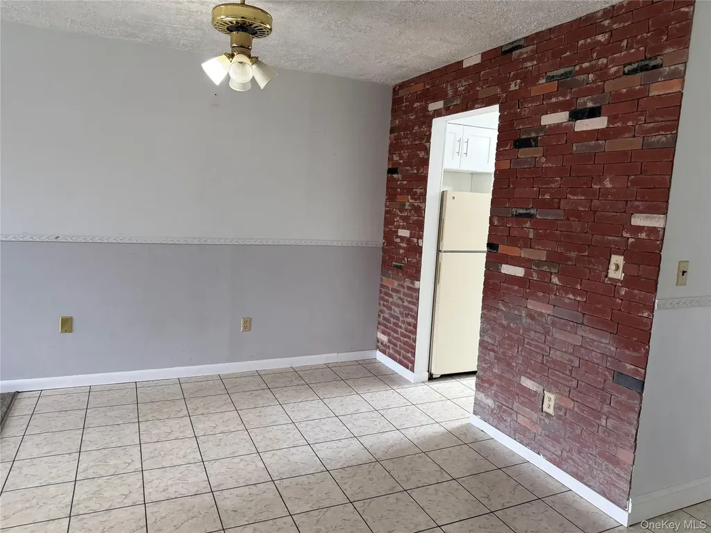 26 Cooper Road Poughkeepsie NY 12603