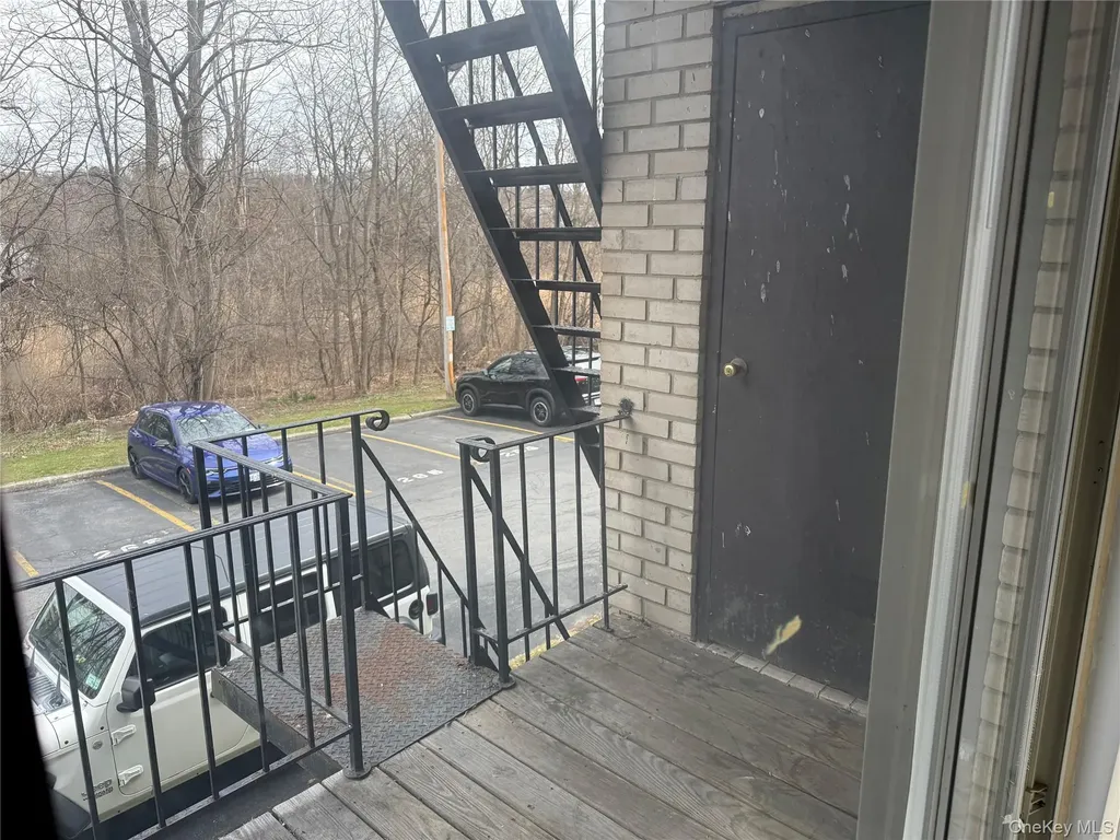 26 Cooper Road Poughkeepsie NY 12603