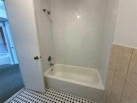 26 Cooper Road Poughkeepsie NY 12603