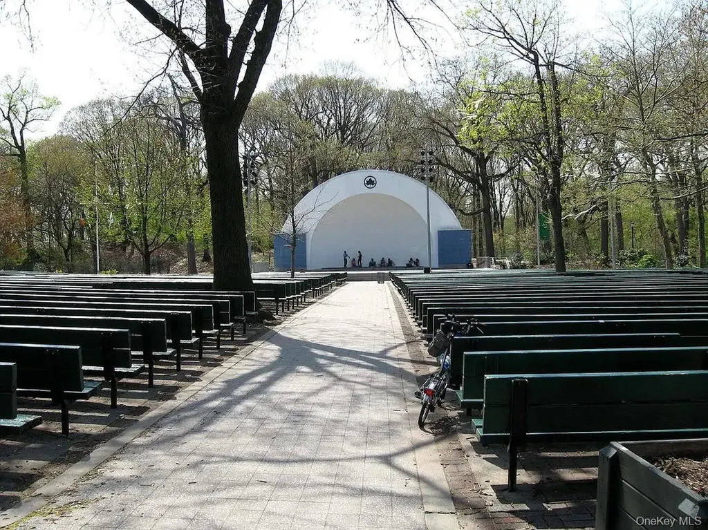 83-75 Woodhaven Boulevard Woodhaven NY 11421