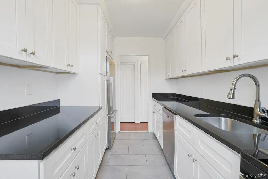 555 Broadway Hastings-on-hudson NY 10706