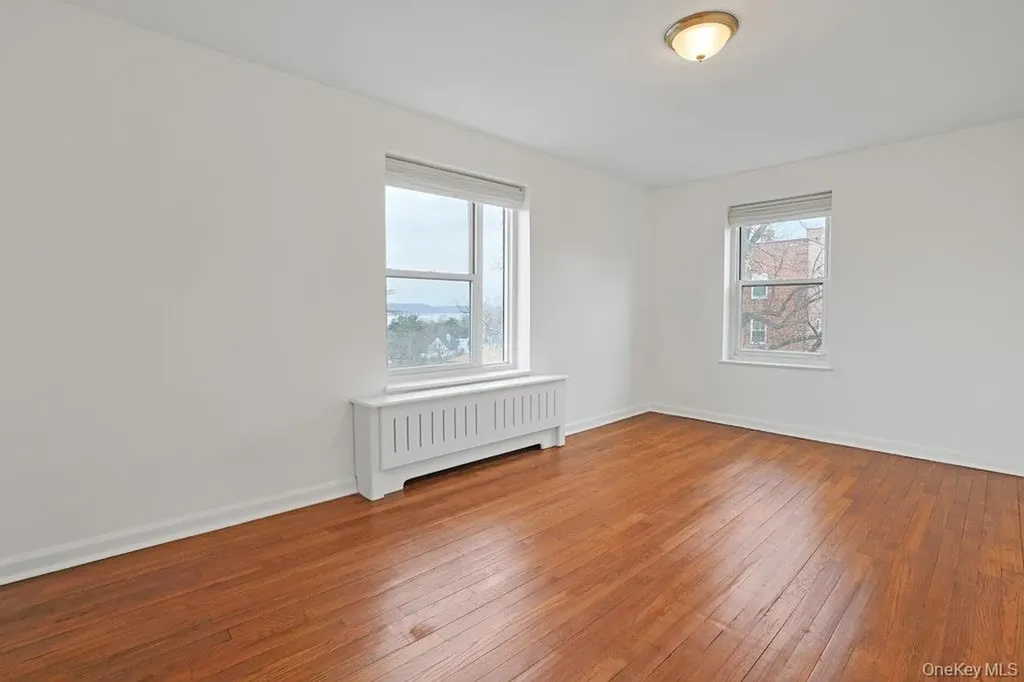 555 Broadway Hastings-on-hudson NY 10706