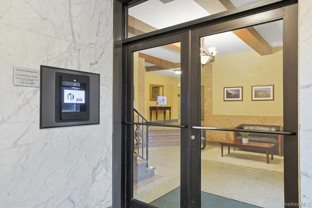 555 Broadway Hastings-on-hudson NY 10706