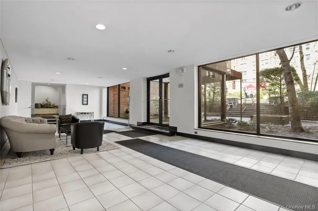 10 Franklin Avenue White Plains NY 10601