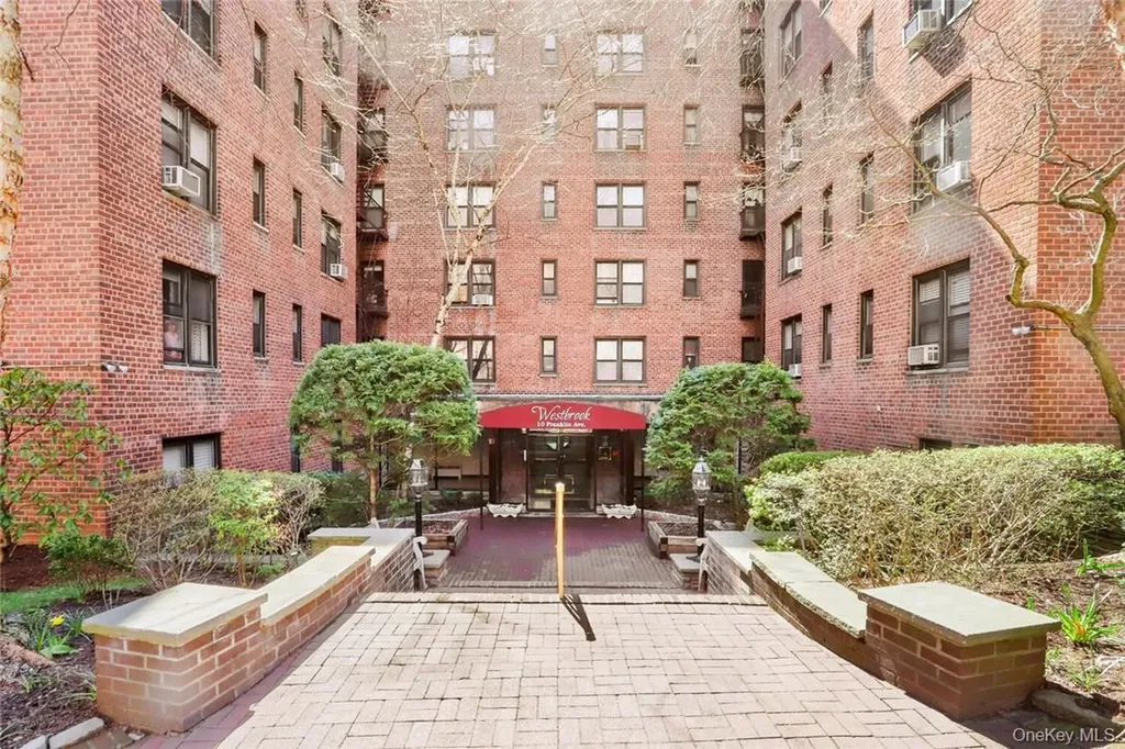 10 Franklin Avenue White Plains NY 10601