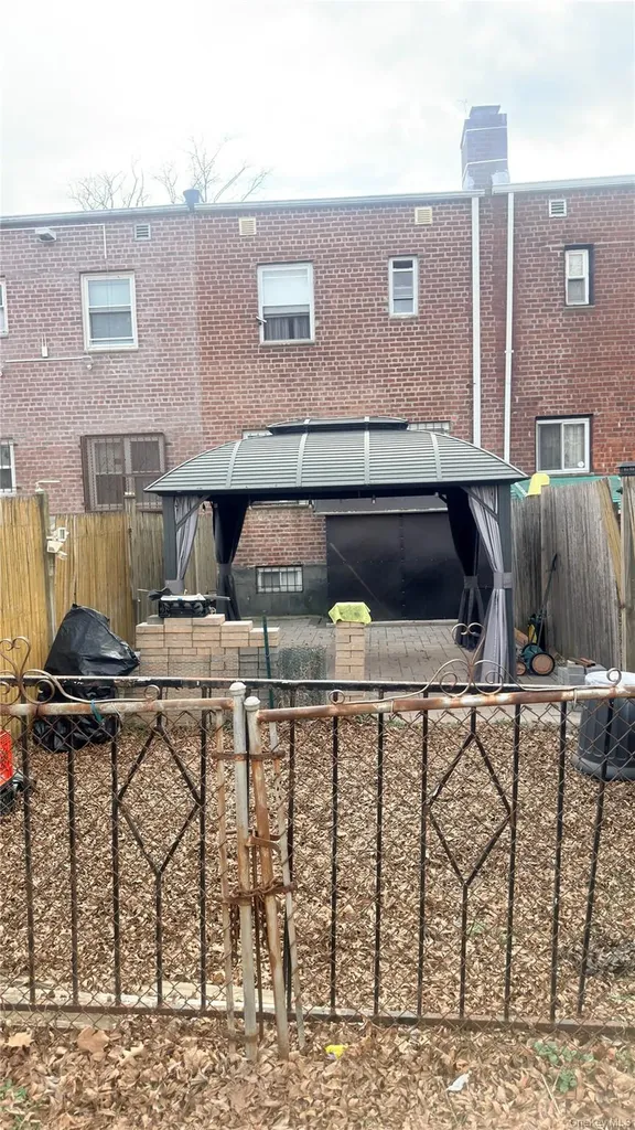 1243 E 223rd Street Bronx NY 10466