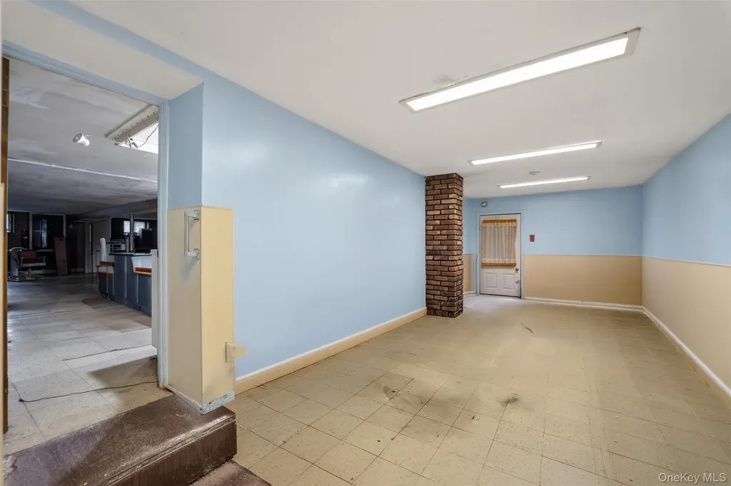 29 Main Avenue Centereach NY 11720