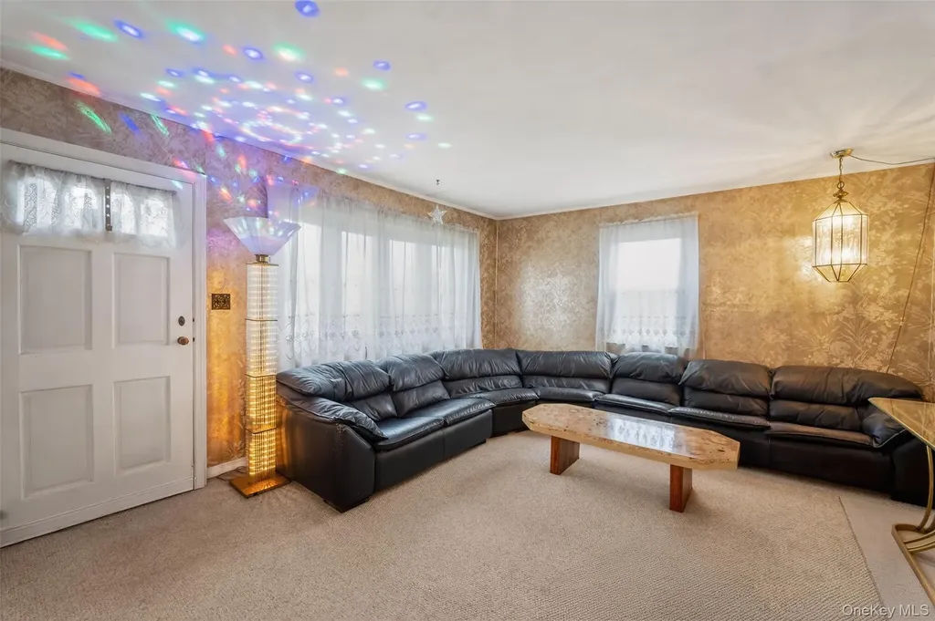29 Main Avenue Centereach NY 11720