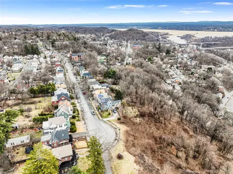 247 W Chestnut Street Kingston NY 12401