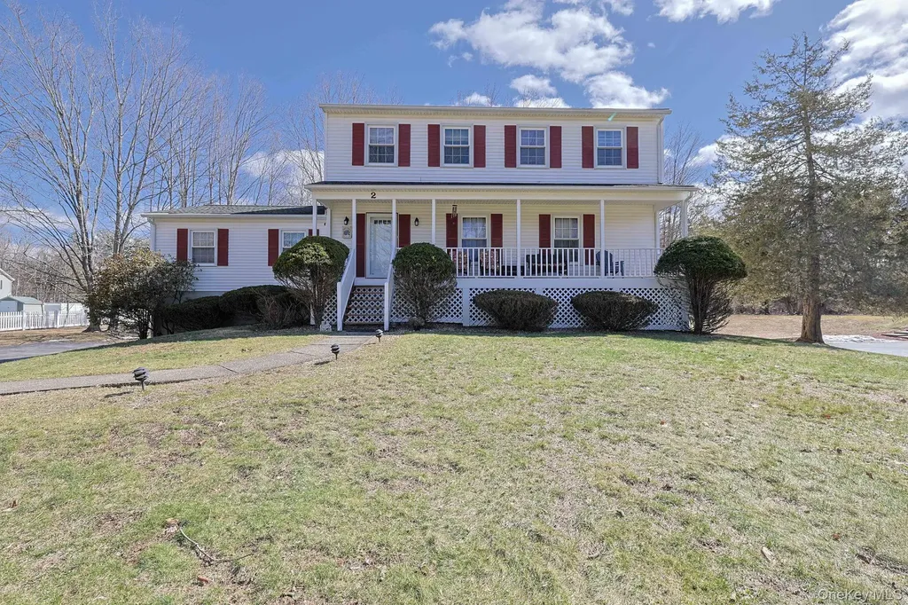2 Eisenhower Court Hopewell Junction NY 12533