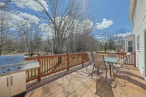 2 Eisenhower Court Hopewell Junction NY 12533