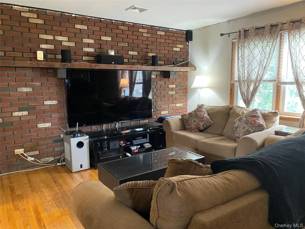 43 Duelk Avenue Monroe NY 10950