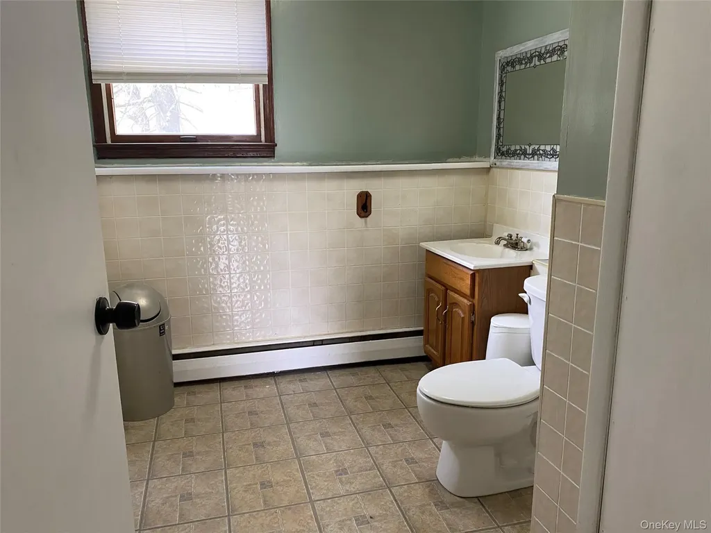 43 Duelk Avenue Monroe NY 10950