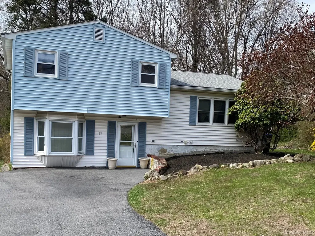 43 Duelk Avenue Monroe NY 10950