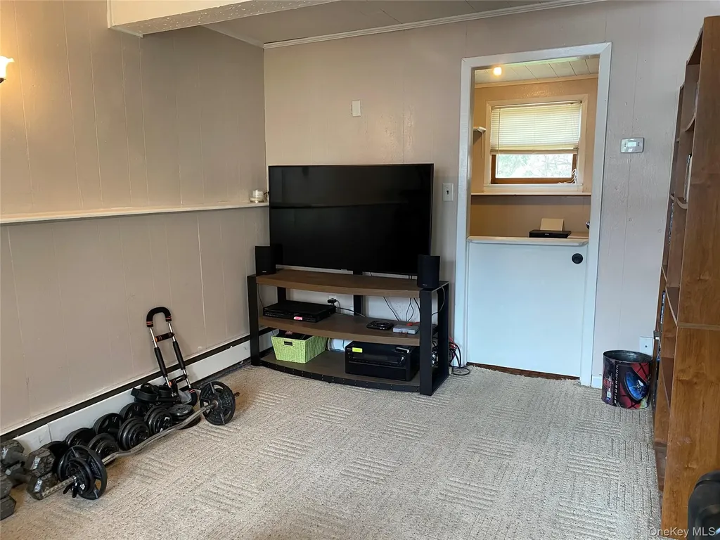 43 Duelk Avenue Monroe NY 10950