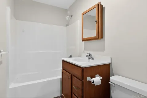 25 Village Park Drive Fishkill NY 12524