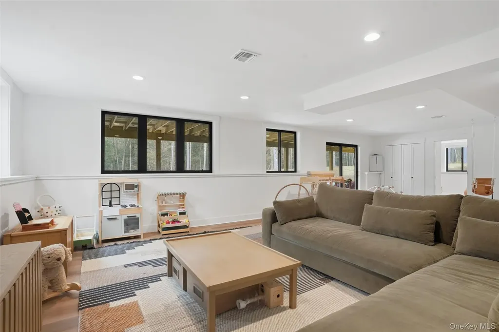 14 Tetta Lane Olivebridge NY 12461