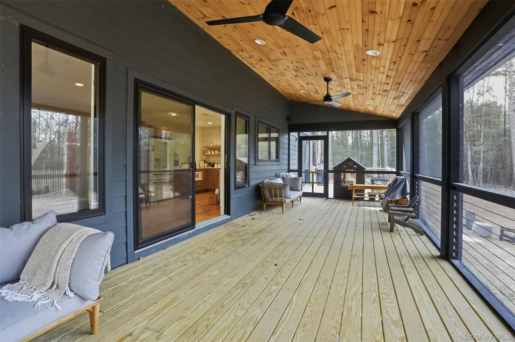 14 Tetta Lane Olivebridge NY 12461