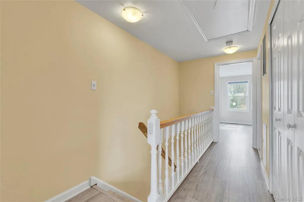 203 Williamsburg Drive Mahopac NY 10541