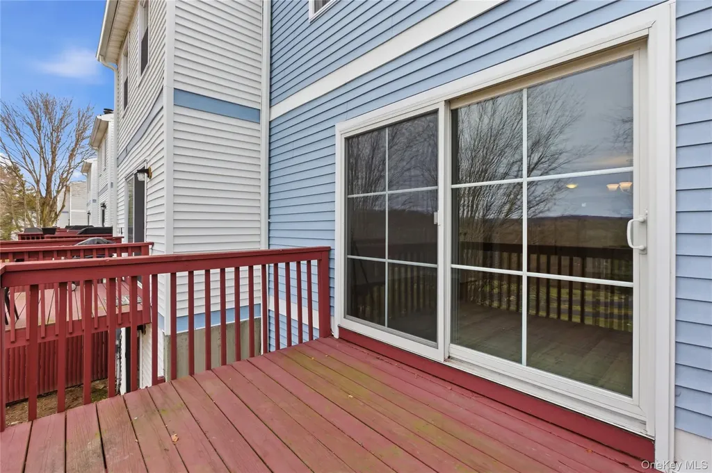 203 Williamsburg Drive Mahopac NY 10541