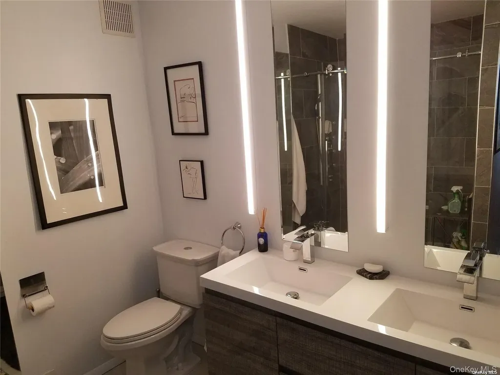 73 Spinney Road East Quogue NY 11942