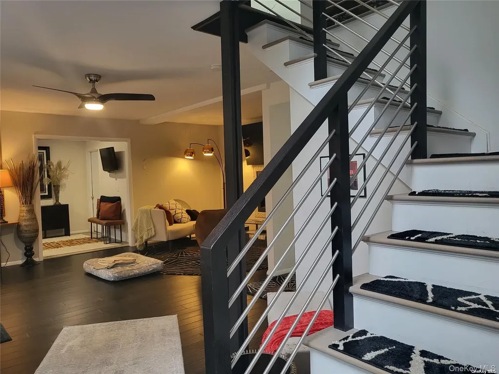 73 Spinney Road East Quogue NY 11942