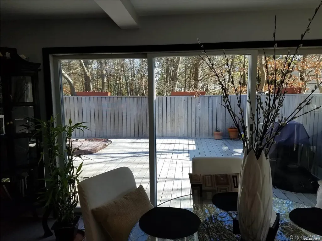 73 Spinney Road East Quogue NY 11942