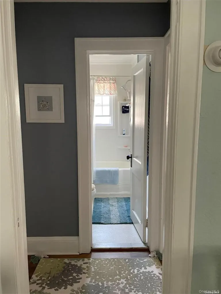 32 Neptune Road Rocky Point NY 11778